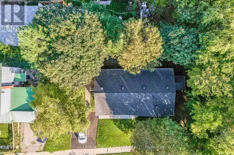 312 Barnett Avenue Midland ON L4R 4Z8