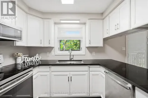 312 Barnett Avenue Midland ON L4R 4Z8