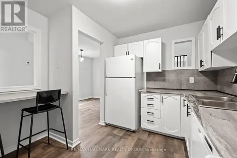1083 Millwood Court Ottawa ON K1C 3E9