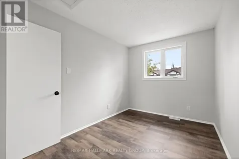 1083 Millwood Court Ottawa ON K1C 3E9