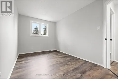 1083 Millwood Court Ottawa ON K1C 3E9
