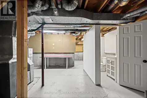1083 Millwood Court Ottawa ON K1C 3E9