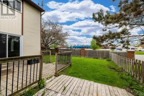 1083 Millwood Court Ottawa ON K1C 3E9