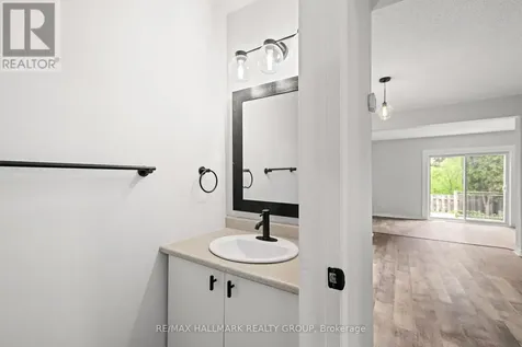 1083 Millwood Court Ottawa ON K1C 3E9