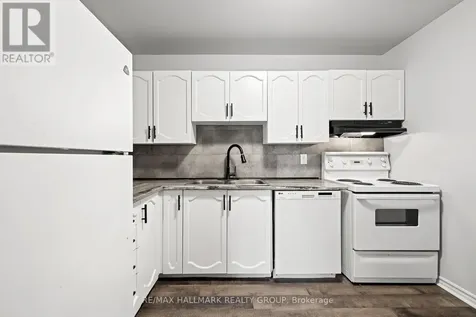 1083 Millwood Court Ottawa ON K1C 3E9