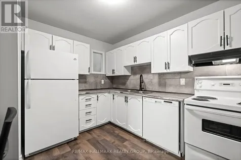 1083 Millwood Court Ottawa ON K1C 3E9