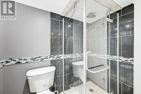 1112 Burgundy Lane Ottawa ON K1C 2M8