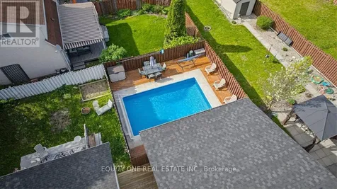 1112 Burgundy Lane Ottawa ON K1C 2M8