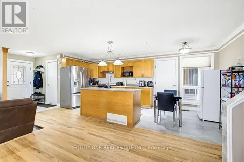 1112 Burgundy Lane Ottawa ON K1C 2M8