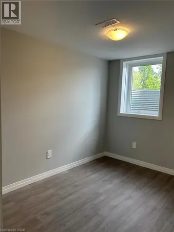 130 Otterbein Road Kitchener ON N2B 3E4