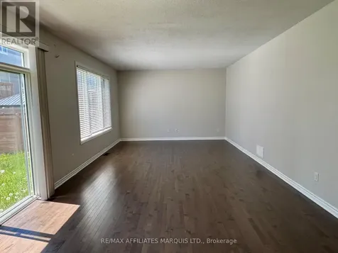 526 Sturnidae Street Ottawa ON K6J 6W9