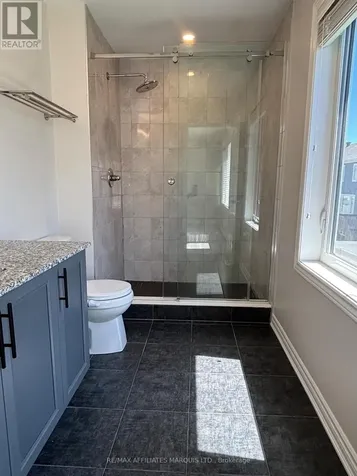 526 Sturnidae Street Ottawa ON K6J 6W9