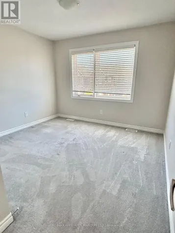 526 Sturnidae Street Ottawa ON K6J 6W9