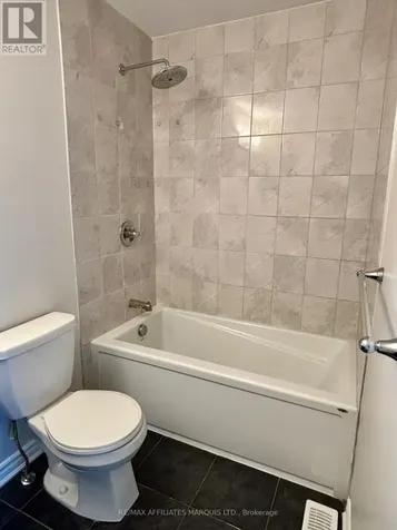 526 Sturnidae Street Ottawa ON K6J 6W9