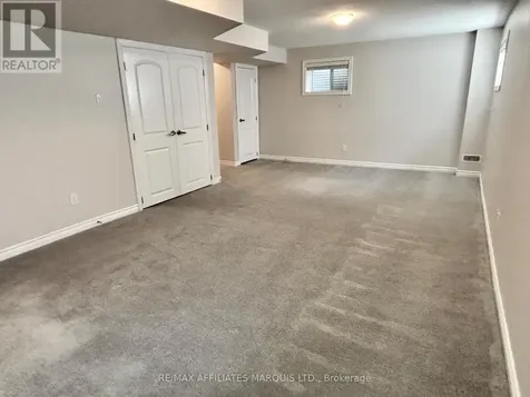 526 Sturnidae Street Ottawa ON K6J 6W9