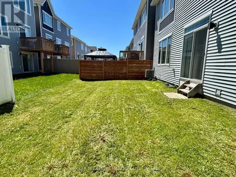 526 Sturnidae Street Ottawa ON K6J 6W9
