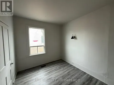 37 Elizabeth Street North Brampton (downtown Brampton) ON L6X 1S3