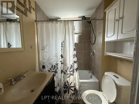 37 Elizabeth Street North Brampton (downtown Brampton) ON L6X 1S3