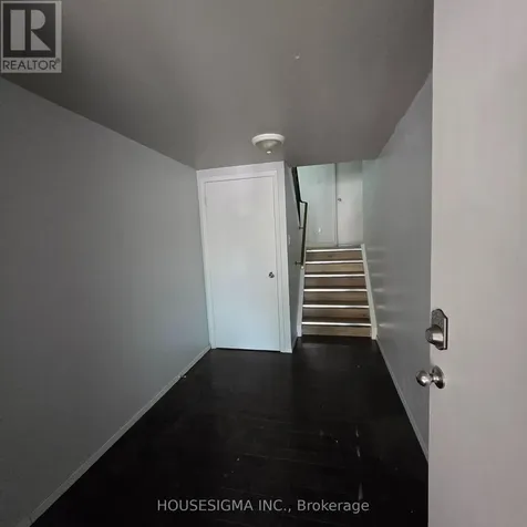 110 Overlea Drive Kitchener ON N2M 1T1