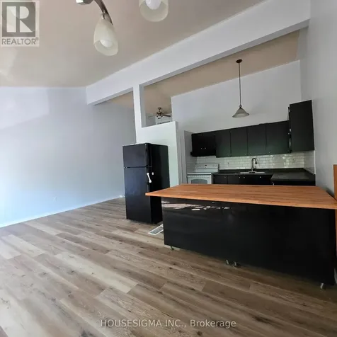110 Overlea Drive Kitchener ON N2M 1T1