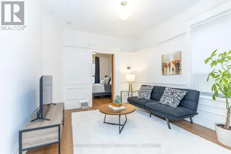 2378 St Clair Avenue West Toronto (junction Area) ON M6N 1K8