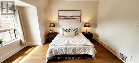 2378 St Clair Avenue West Toronto (junction Area) ON M6N 1K8