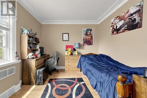 287 Courtland Avenue East Kitchener ON N2G 2V8