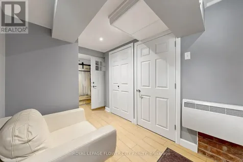 287 Courtland Avenue East Kitchener ON N2G 2V8