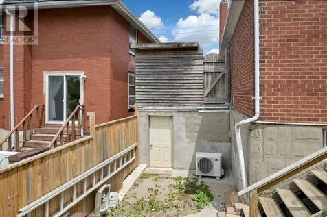 287 Courtland Avenue East Kitchener ON N2G 2V8