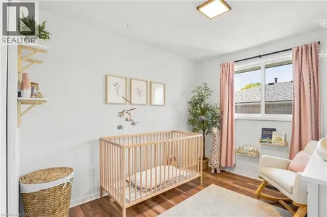9 Reno Avenue Hamilton ON L8T 2S5
