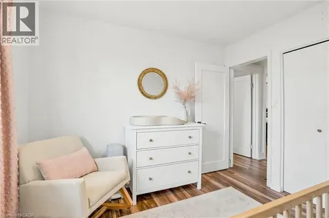 9 Reno Avenue Hamilton ON L8T 2S5