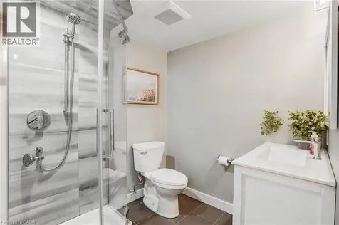 9 Reno Avenue Hamilton ON L8T 2S5