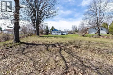 34 Ramsay Street Sturgeon Falls ON P2B 3G7