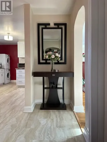 131 Dagmar Avenue Ottawa ON K1L 5T3