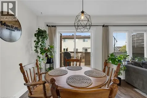4 Parkside Crescent Angus ON L0M 1B3