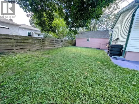 55 Grant Street Chatham ON N7L 1V1