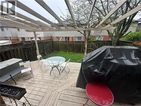 59 Grindstone Way Waterdown ON L9H 7B5