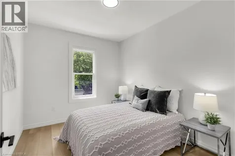 212 Chatham Street Brantford ON N3S 4G8