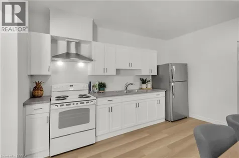 212 Chatham Street Brantford ON N3S 4G8