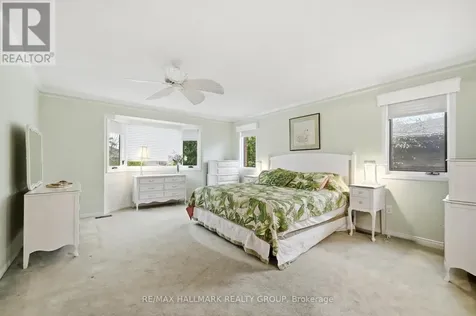 20 Halldorson Crescent Ottawa ON K2K 2C7