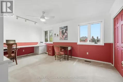 20 Halldorson Crescent Ottawa ON K2K 2C7