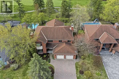 20 Halldorson Crescent Ottawa ON K2K 2C7