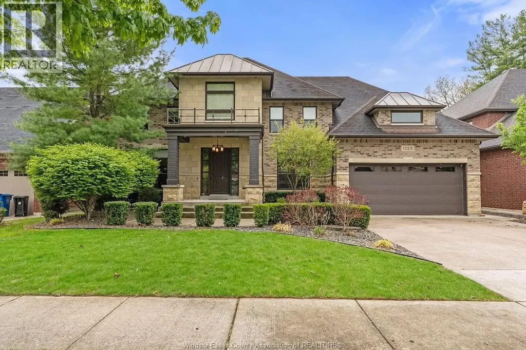 1120 Deerview Lasalle ON N9J 0A7