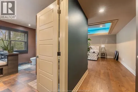 1120 Deerview Lasalle ON N9J 0A7