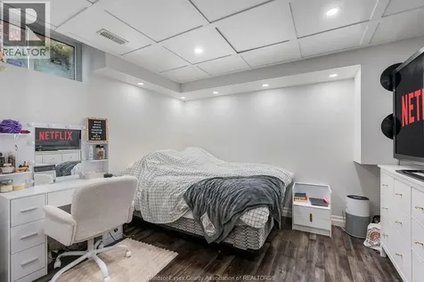 1120 Deerview Lasalle ON N9J 0A7