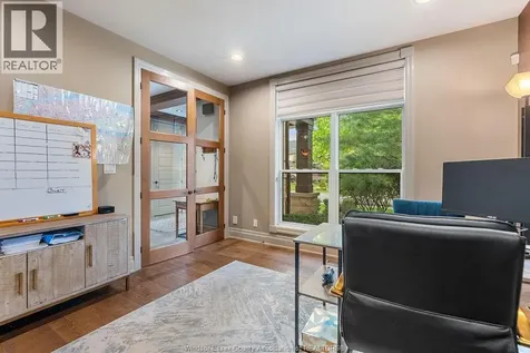 1120 Deerview Lasalle ON N9J 0A7