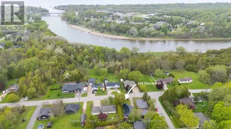 229 Edward Street Saugeen Shores ON N0H 2L0
