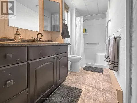 211 Elliott Crescent Renfrew ON K7V 3Z2