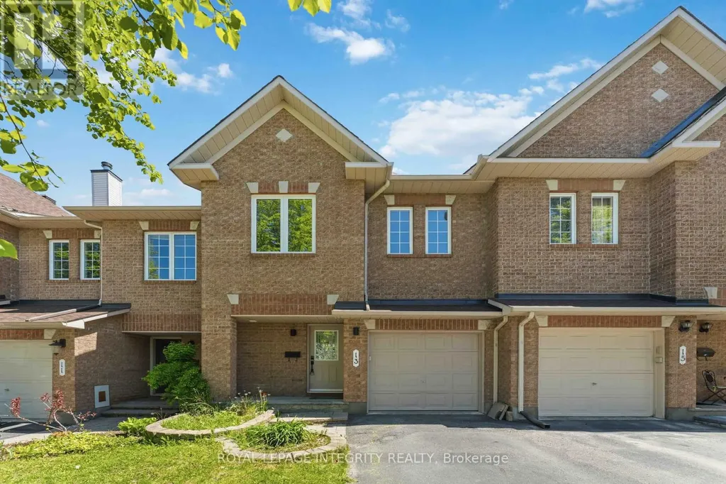 13 Southpointe Avenue Ottawa ON K2J 4V4