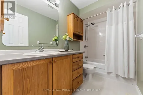 13 Southpointe Avenue Ottawa ON K2J 4V4